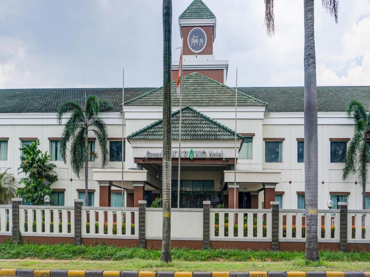 Townhouse Oak Hotel Grand Cikarang Exterior foto