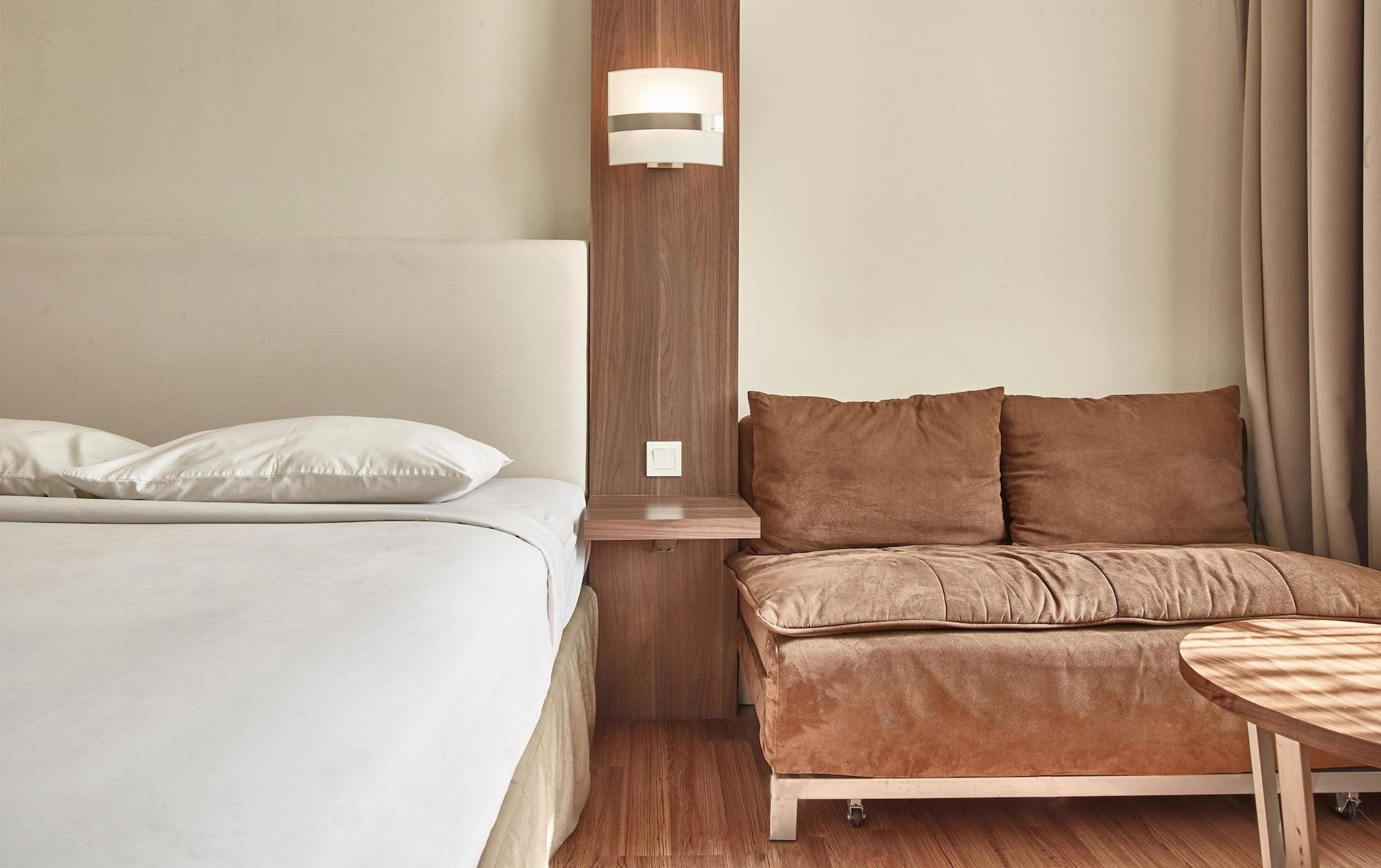 Townhouse Oak Hotel Grand Cikarang Exterior foto